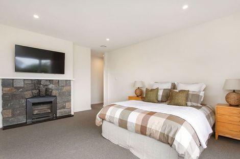 Photo of property in 157 Hackthorne Road, Cashmere, Christchurch, 8022