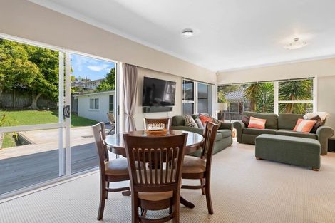 Photo of property in 2/30 Eban Avenue, Hillcrest, Auckland, 0627