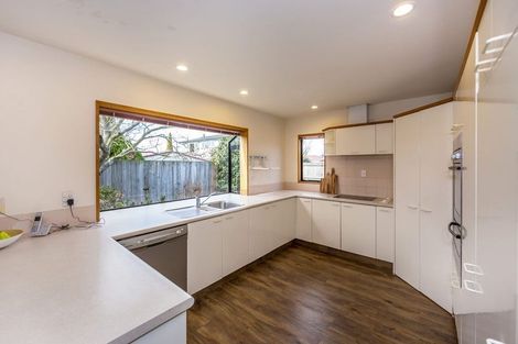 Photo of property in 21 Craven Street, Sockburn, Christchurch, 8042