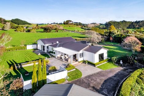 Photo of property in 71 Hursthouse Road, Tarurutangi, New Plymouth, 4372
