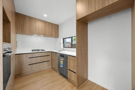 Photo of property in 9a Tangelo Place, Bucklands Beach, Auckland, 2012