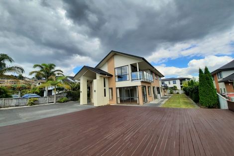 Photo of property in 21 Fairbairn Place, East Tamaki Heights, Auckland, 2016
