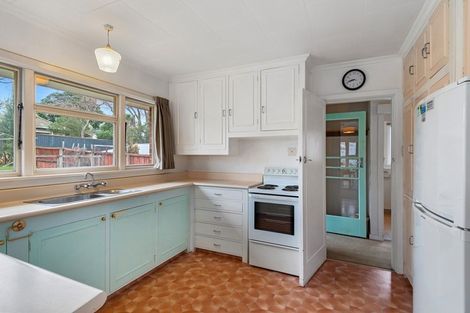 Photo of property in 231 Fifield Terrace, Opawa, Christchurch, 8023