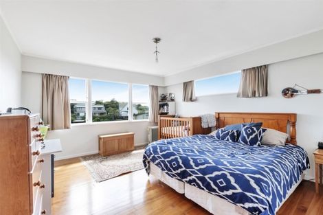 Photo of property in 18 Glenamoy Crescent, Johnsonville, Wellington, 6037