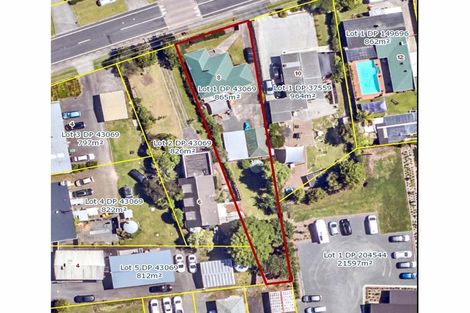 Photo of property in 8 Oraha Road, Huapai, Kumeu, 0810