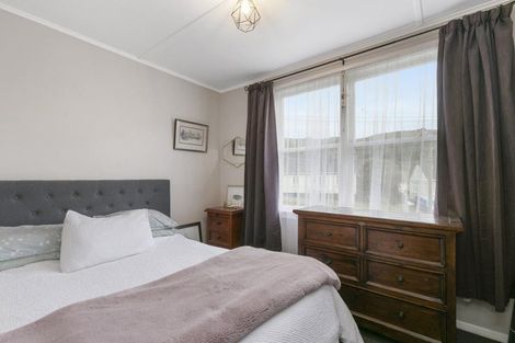 Photo of property in 21 Cleland Crescent, Naenae, Lower Hutt, 5011