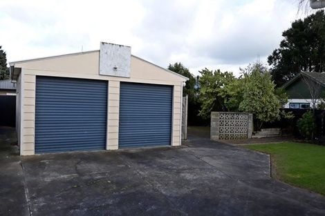 Photo of property in 4 Acacia Street, Kelvin Grove, Palmerston North, 4414