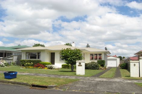 Photo of property in 9 Garden Terrace, Pukekohe, 2120