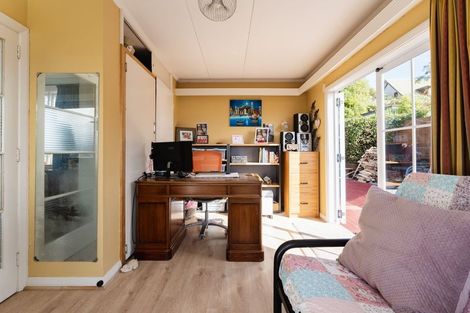 Photo of property in 24 Bangor Terrace, Kew, Dunedin, 9012