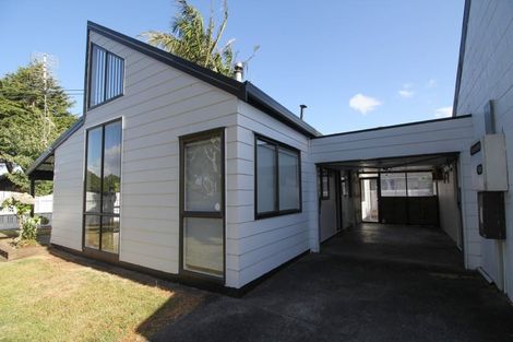 Photo of property in 1/23 Beaumaris Way, Conifer Grove, Takanini, 2112