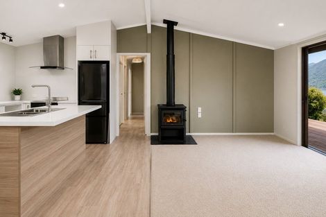 Photo of property in 106 Main Rd Havelock, Havelock, 7100