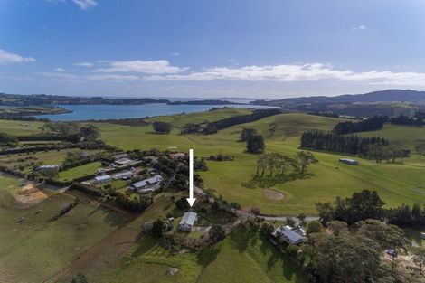 Photo of property in 15 Fosters Road, Mangonui, 0494