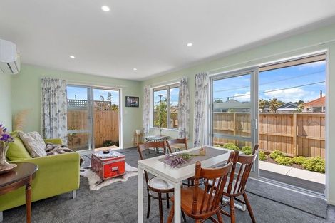 Photo of property in 2/166 Palmers Road, New Brighton, Christchurch, 8083