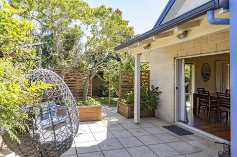 Photo of property in 3 Holiday Drive, Mairehau, Christchurch, 8052