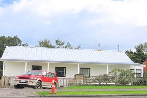 Photo of property in 50 Eugenia Rise, Totara Heights, Auckland, 2105