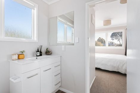 Photo of property in 23 Karaka Road, Otumoetai, Tauranga, 3110