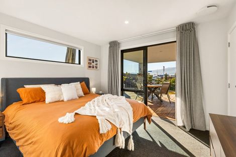 Photo of property in 1 Smitham Drive, Cromwell, 9310