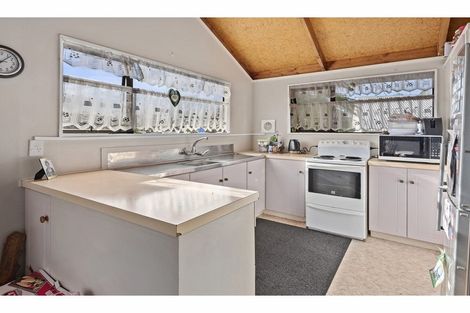 Photo of property in 8a Logan Place, Te Kamo, Whangarei, 0112