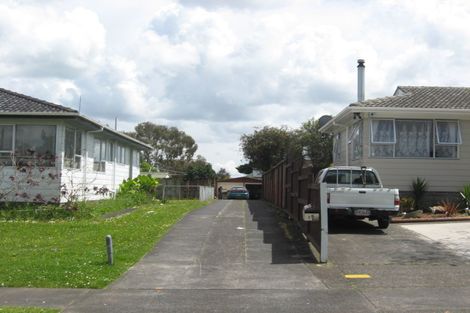 Photo of property in 18 Ewbank Place, Manurewa, Auckland, 2102