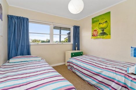 Photo of property in 111 Golf Road, Paraparaumu Beach, Paraparaumu, 5032