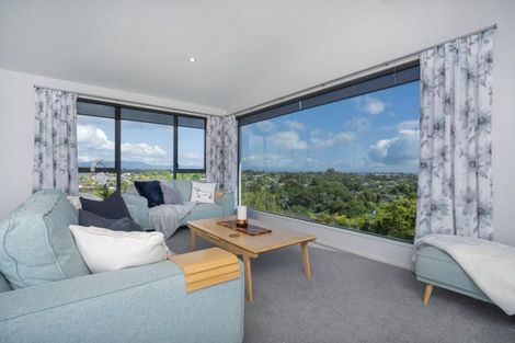 Photo of property in 25 La Cumbre Close, Bethlehem, Tauranga, 3110