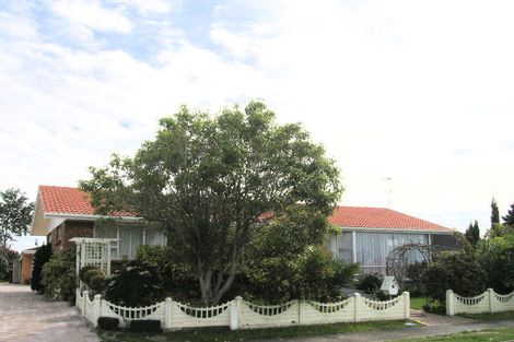 Photo of property in 17 Sunny Bay Road, Matua, Tauranga, 3110