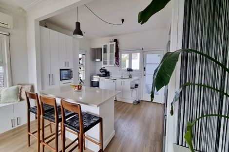 Photo of property in 94 Hillsborough Road, Hillsborough, Auckland, 1042