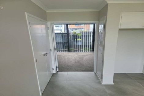 Photo of property in 14 Raranga Lane, Hobsonville, Auckland, 0616