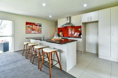 Photo of property in 13 Pipipi Crescent, Takanini, 2112
