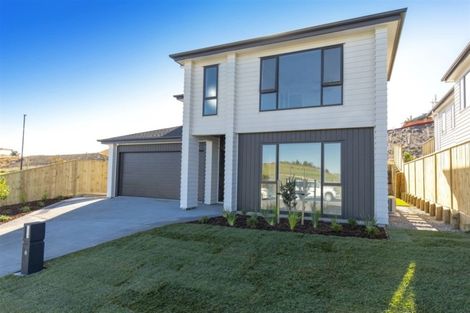 Photo of property in 104 Godfrey Drive, Orewa, 0931