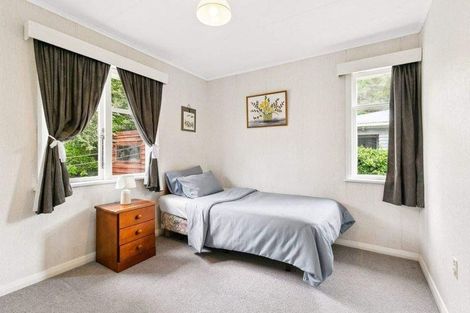 Photo of property in 61 Cornford Street, Karori, Wellington, 6012