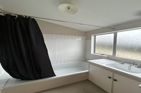 Photo of property in 99a Allington Road, Karori, Wellington, 6012