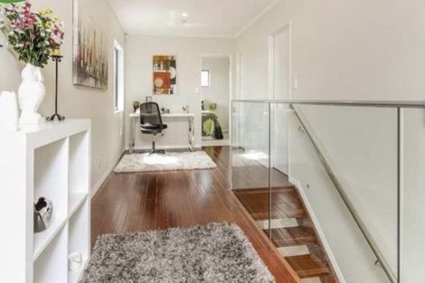 Photo of property in 436a East Coast Road, Windsor Park, Auckland, 0630