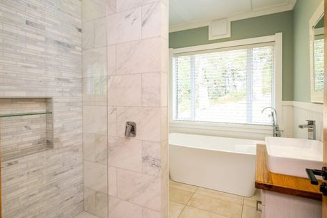 Photo of property in 54 Nilgiri Road, Poraiti, Napier, 4182