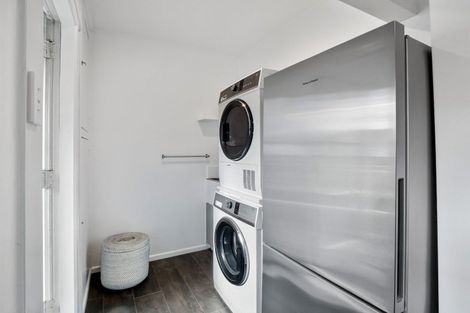 Photo of property in 22 Terrace Avenue, Mount Maunganui, 3116