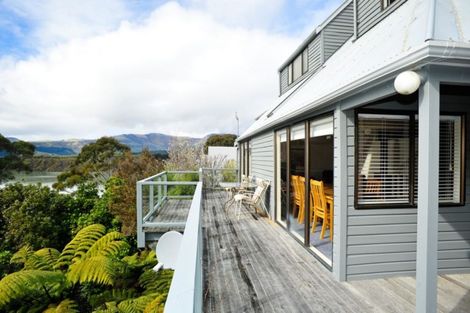 Photo of property in 145 Main Road, Allandale, Lyttelton, 8971