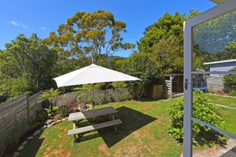 Photo of property in 11 Winchester Avenue, Pinehaven, Upper Hutt, 5019