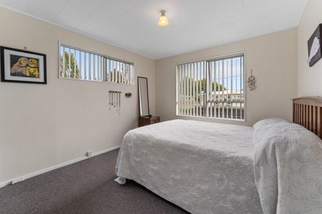 Photo of property in 6a Buckley Grove, Paraparaumu, 5032