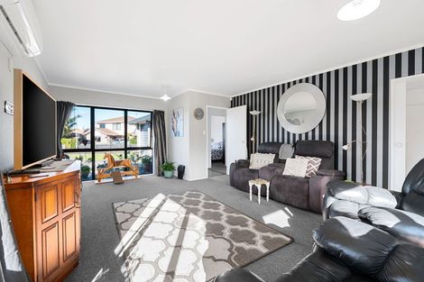 Photo of property in 23 Moverley Place, Pukete, Hamilton, 3200