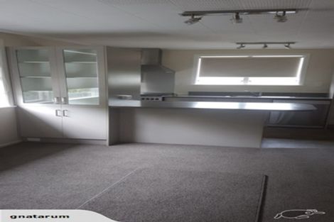 Photo of property in 11 Busby Place, Awapuni, Palmerston North, 4412