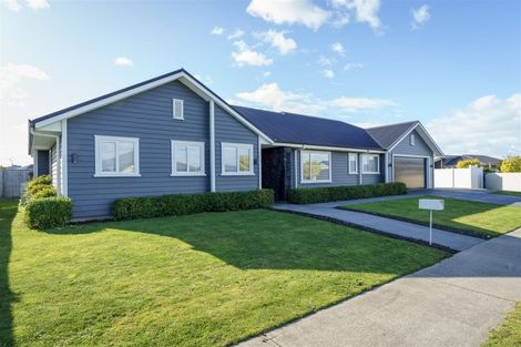 Photo of property in 2 Beachvale Drive, Kaiapoi, 7630