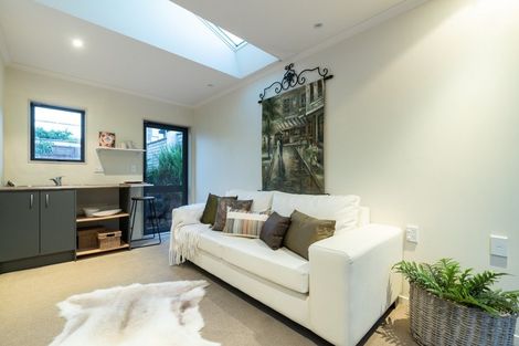 Photo of property in 40a Golf Road, Mount Maunganui, 3116