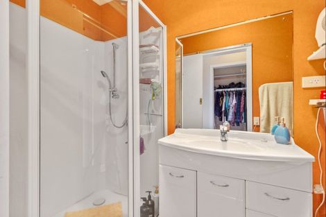 Photo of property in 9 York Street, Levin, 5510