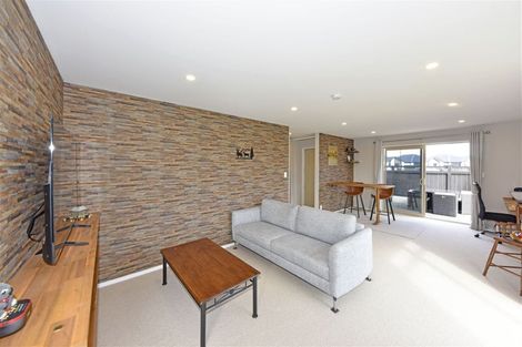 Photo of property in 18 Kahukura Road, Broomfield, Christchurch, 8042