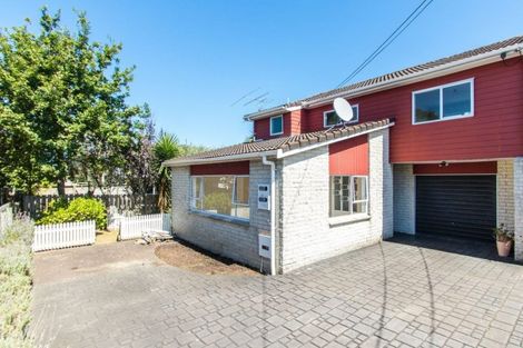 Photo of property in 2/14 Esmonde Road, Takapuna, Auckland, 0622