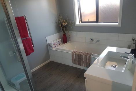 Photo of property in 12 Redhaven Rise, Netherby, Ashburton, 7700