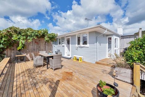 Photo of property in 38 Kashmir Road, Glen Eden, Auckland, 0602