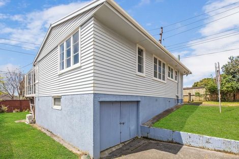 Photo of property in 29 Astley Avenue, New Lynn, Auckland, 0600