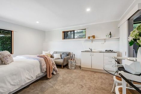 Photo of property in 8b Duncansby Road, Stanmore Bay, Whangaparaoa, 0932