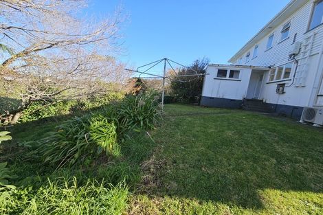 Photo of property in 85-87 Banks Street, Marfell, New Plymouth, 4310